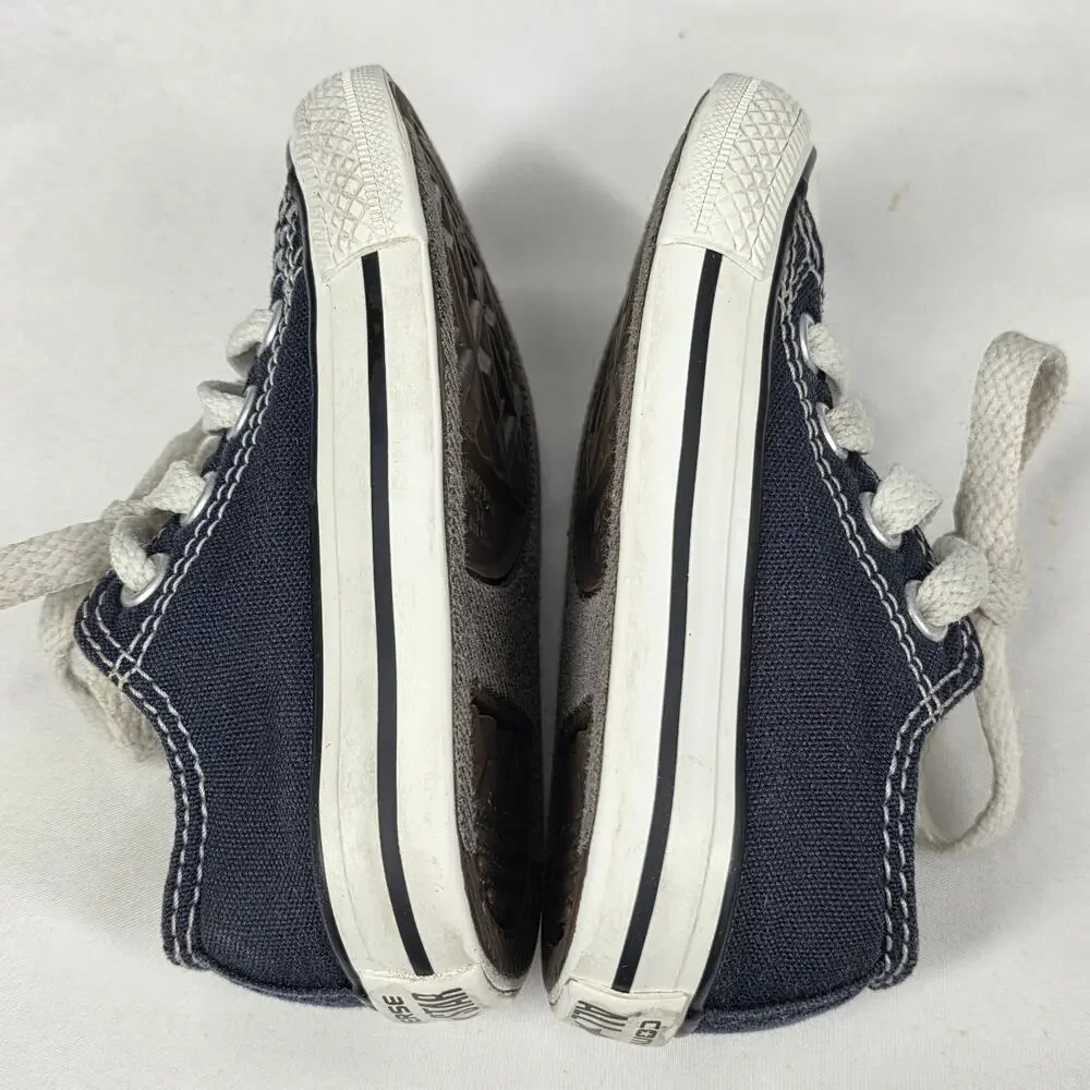 CONVERSE INFANT CHUCK TAYLOR ALL STAR – NAVY CANVAS – SIZE 4 US – CLASSIC STYLE